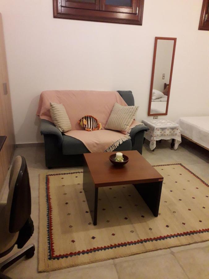 Eugenia' S Apartment